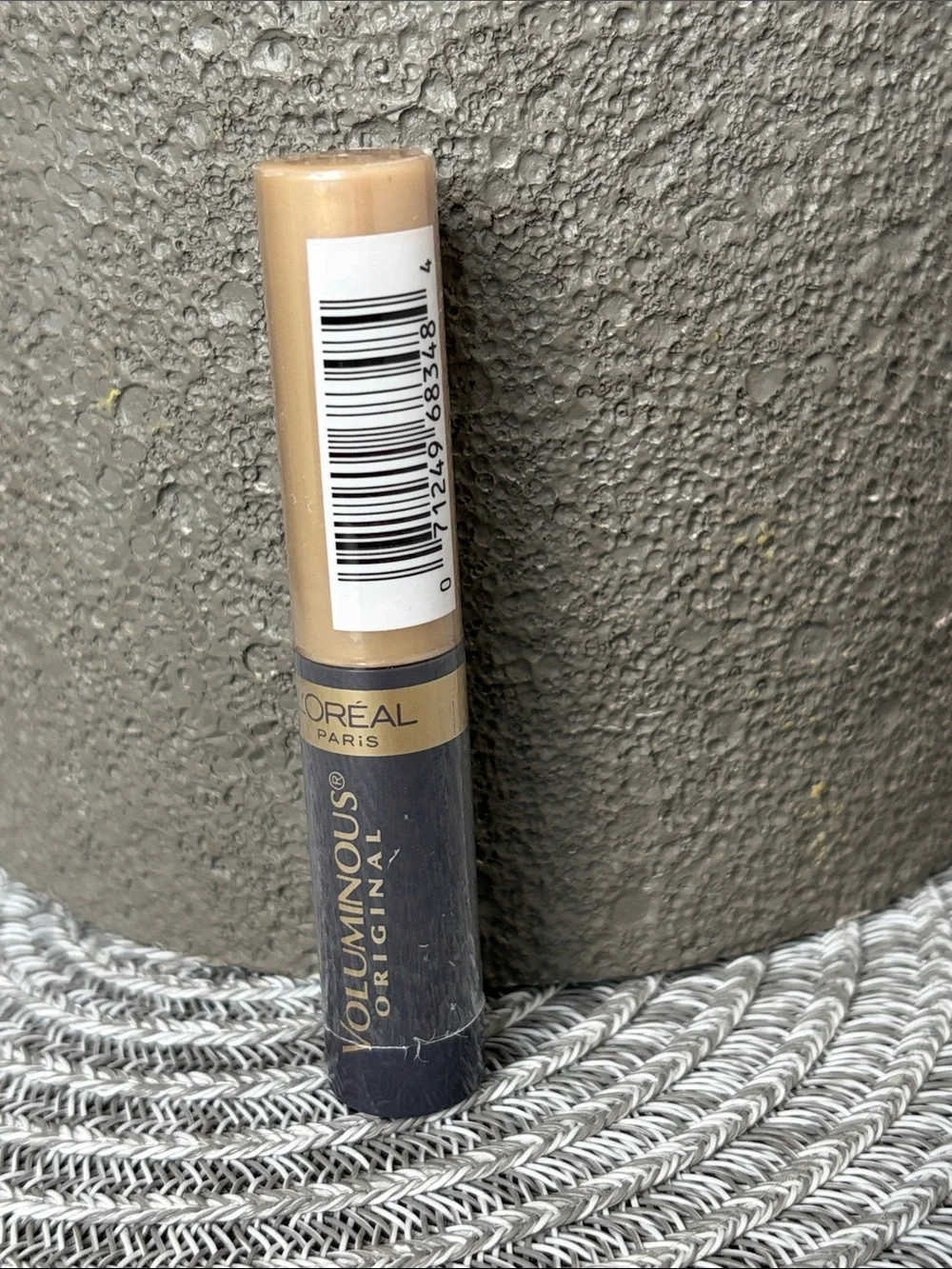 ❤️$2 NWT L'Oreal Voluminous Mascara 4.5ml